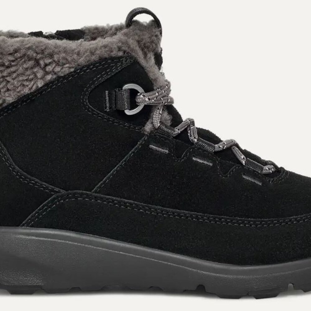 Brand new UGG sz 2 TERRETRAIL COZY LACE UP BLACK SUEDE SHEEPSKIN BIG KID'S